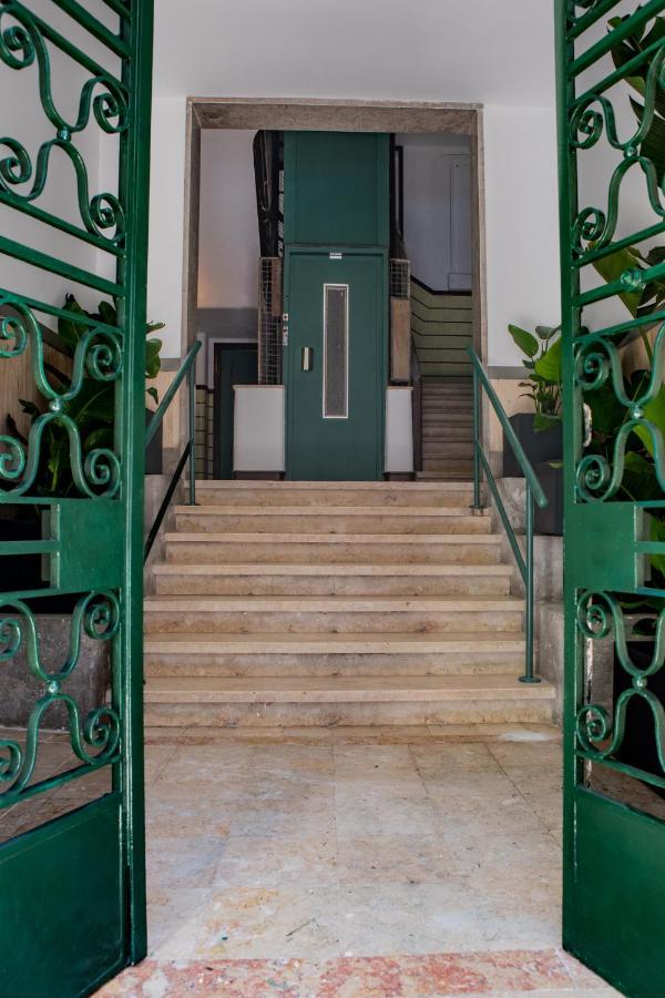Succeed Campo Pequeno Suites Lisbon Bagian luar foto