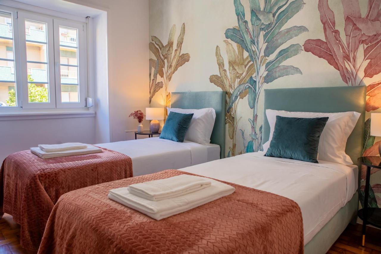Succeed Campo Pequeno Suites Lisbon Bagian luar foto