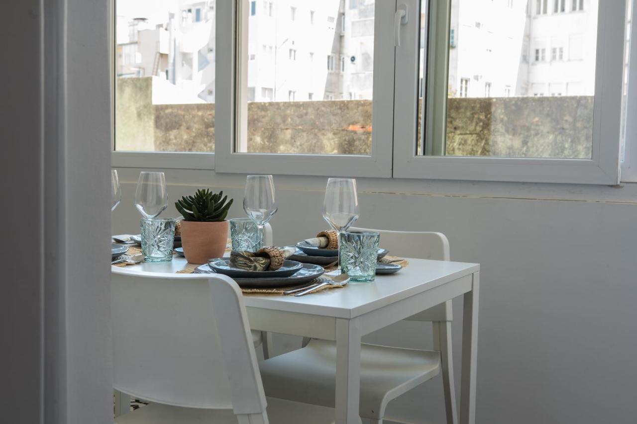 Succeed Campo Pequeno Suites Lisbon Bagian luar foto