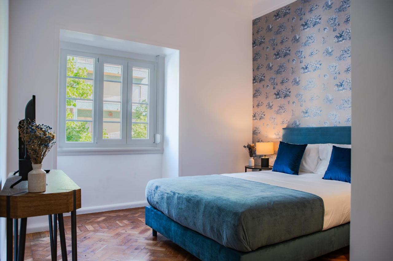 Succeed Campo Pequeno Suites Lisbon Bagian luar foto