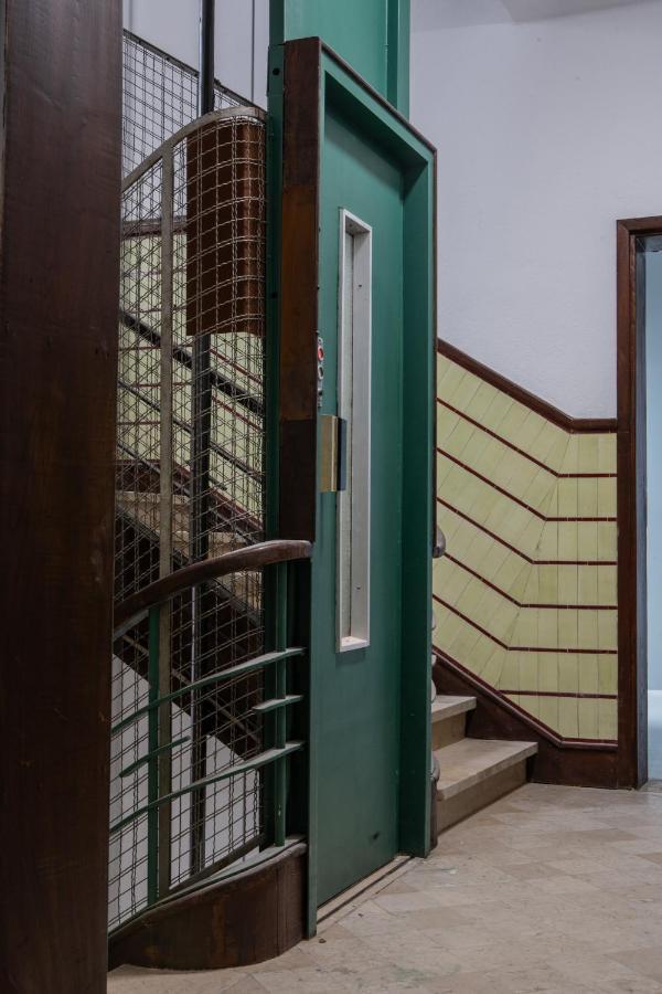 Succeed Campo Pequeno Suites Lisbon Bagian luar foto